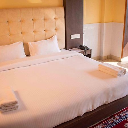 Mvt Guesthouse & Restaurant Rishīkesh Pokój zdjęcie